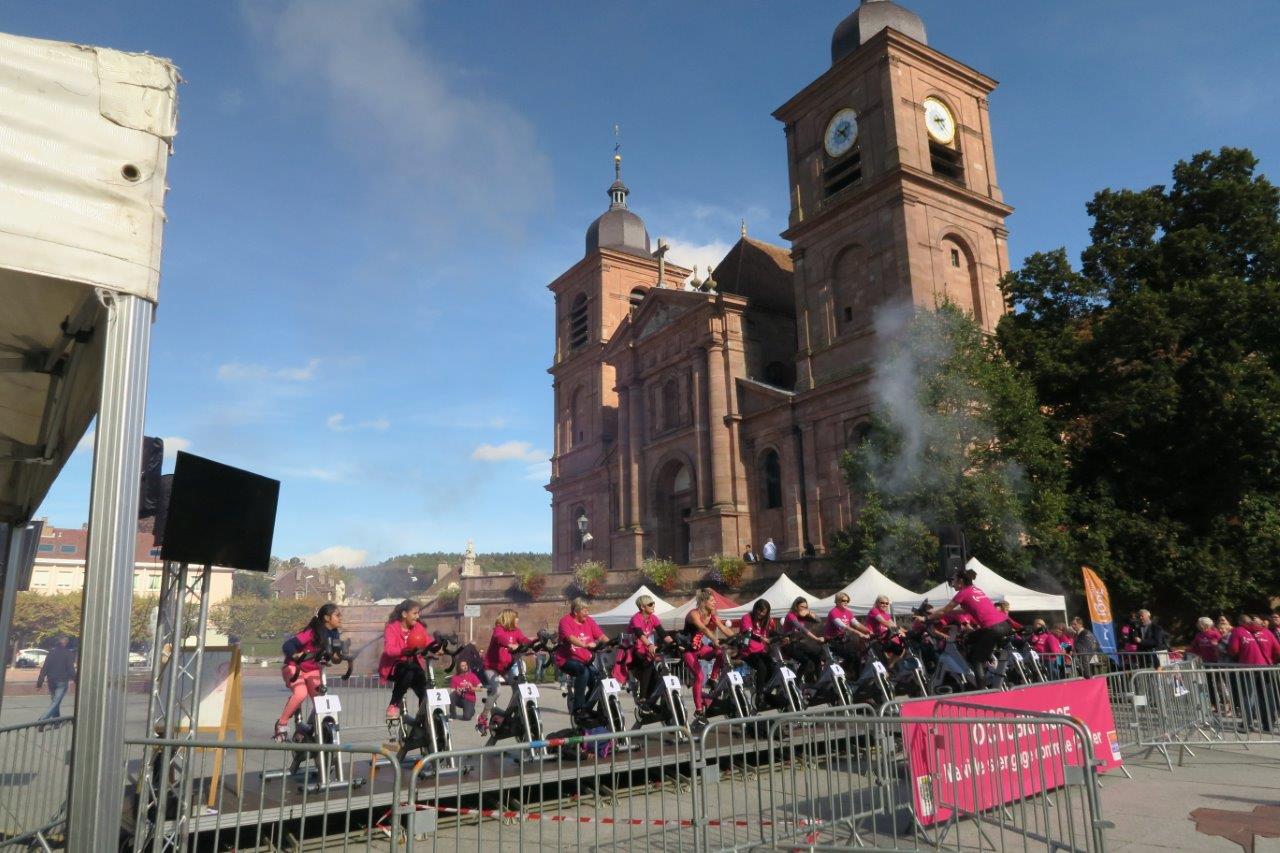 Photo d'activité sur vélo place de la cathédrale