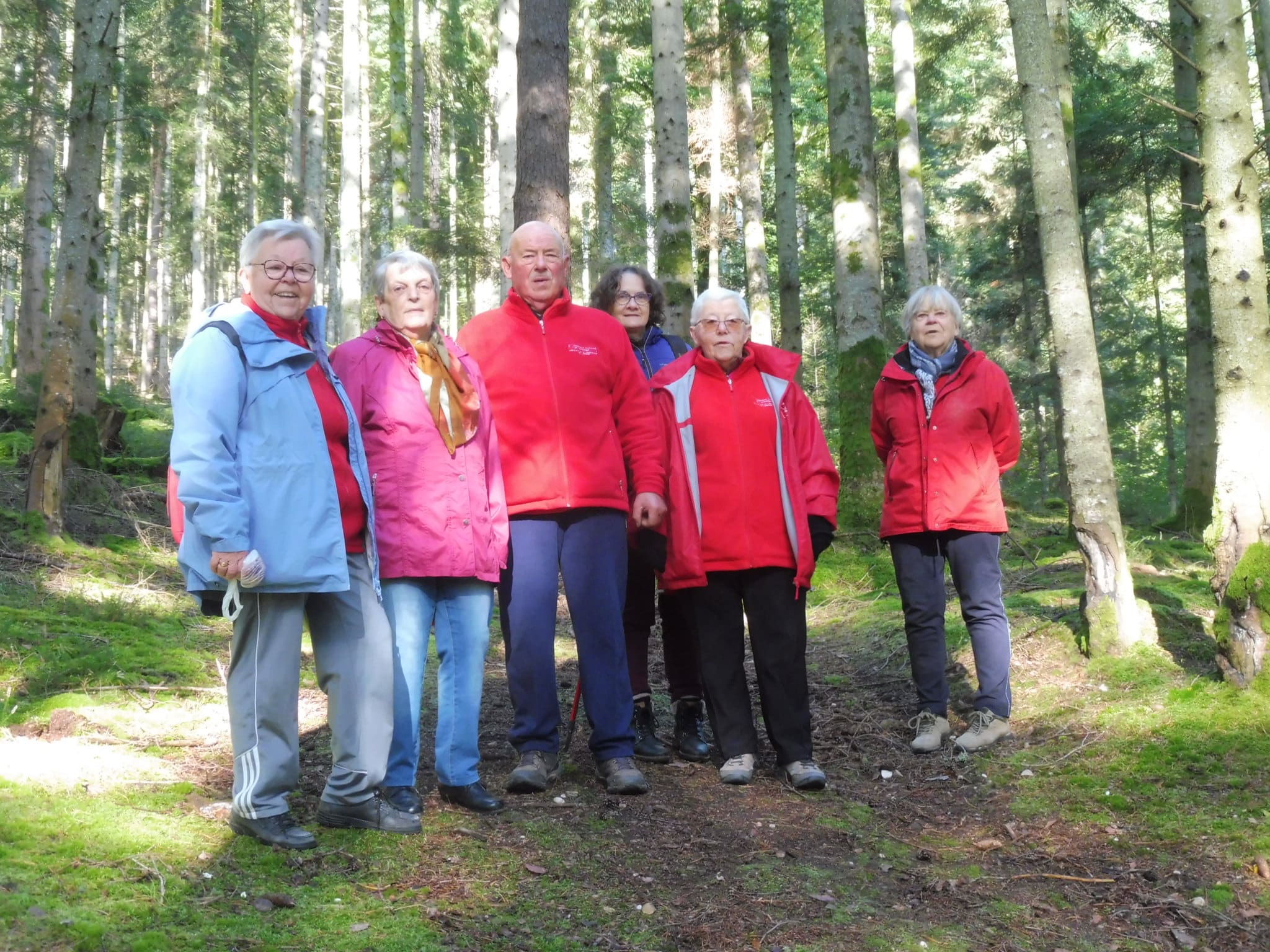 Photo de groupe. Sortie du samedi 6 octobre au départ des 3 Fauteuils